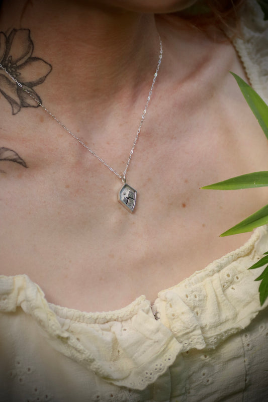 Faceted Mountain Momento