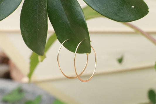 Air-y babe hoops- gold